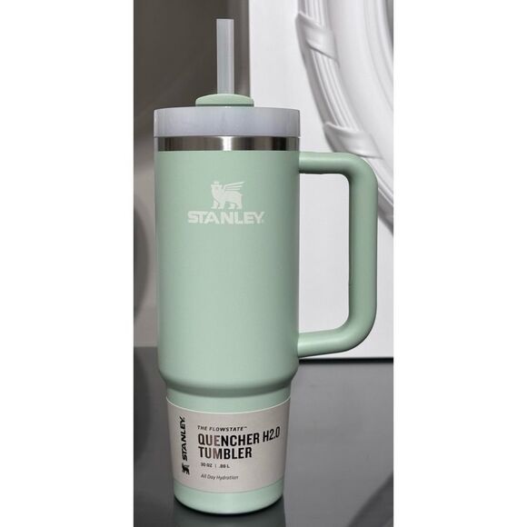 Stanley Quencher H2.0 FlowState Tumbler 30oz, MATCHA CREAM - Picture 3 of 6